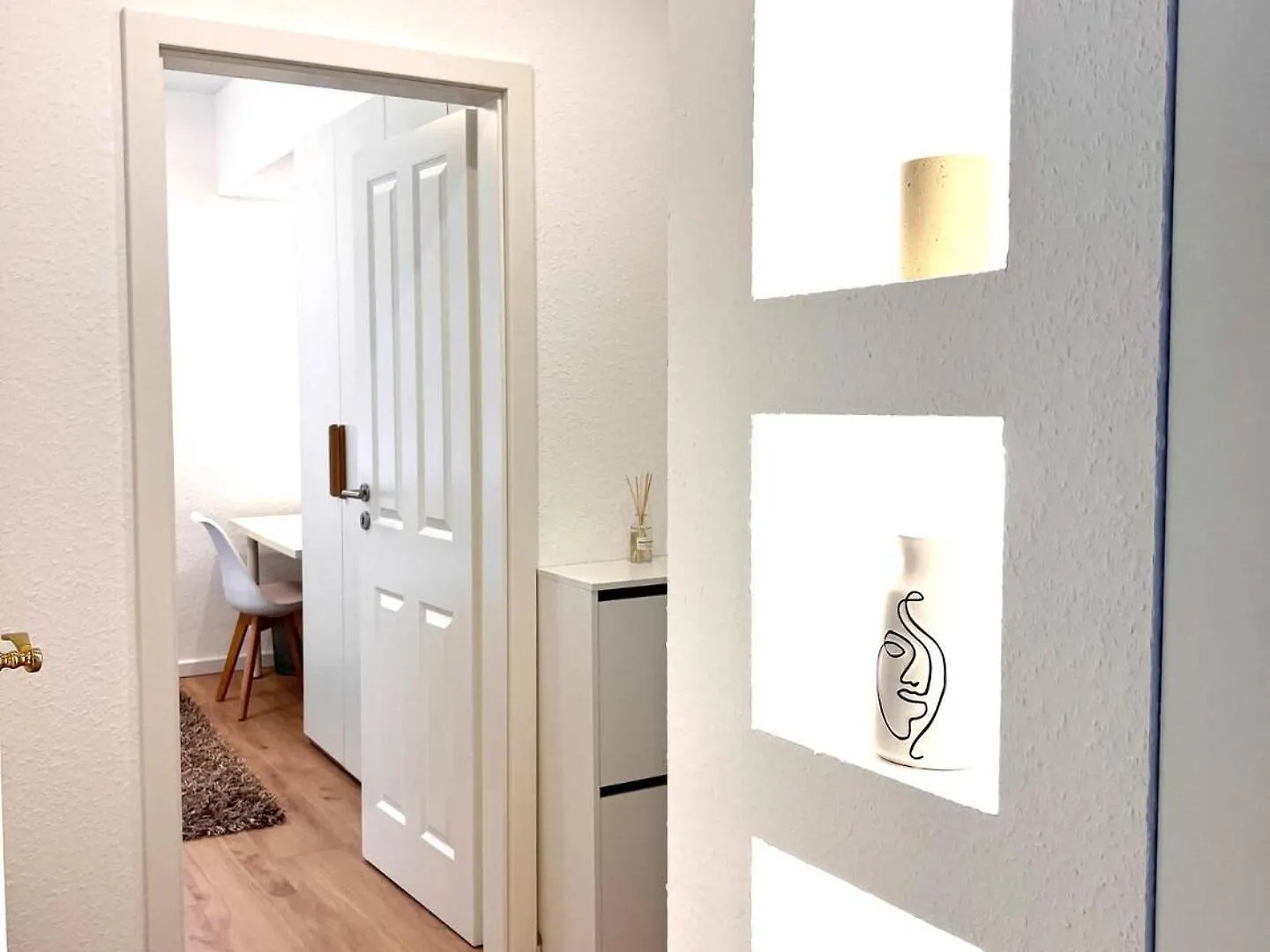New! Central Modern Apartment Düsseldorf Tyskland